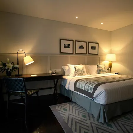 The Shalimar Boutique Hotel Malang Extérieur photo